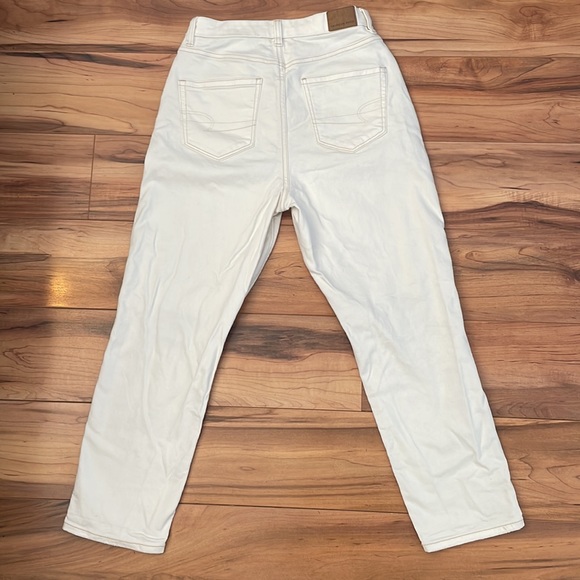 American Eagle Curvy Mom Jeans Stretch - Picture 4 of 9